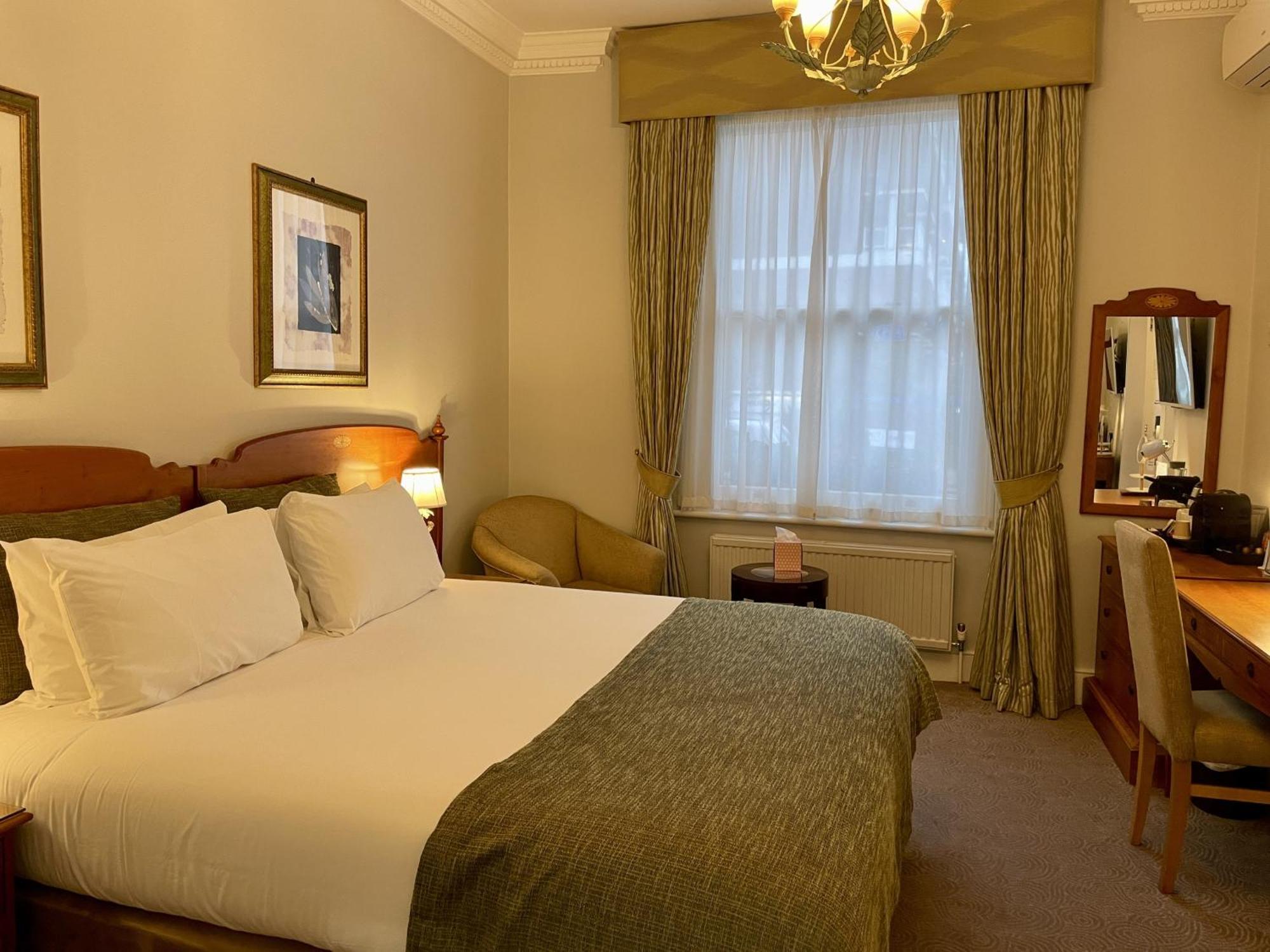 The Windermere Hotel, London Room photo